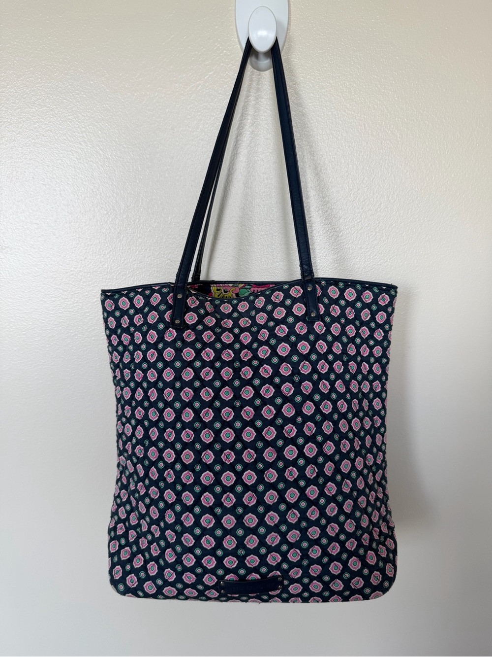 VERA BRADLEY Petal Dots Large Navy Tote